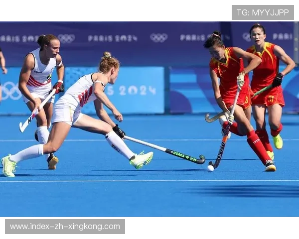 曲棍球赛出现罕见单骑闯关，解说疯狂尖叫