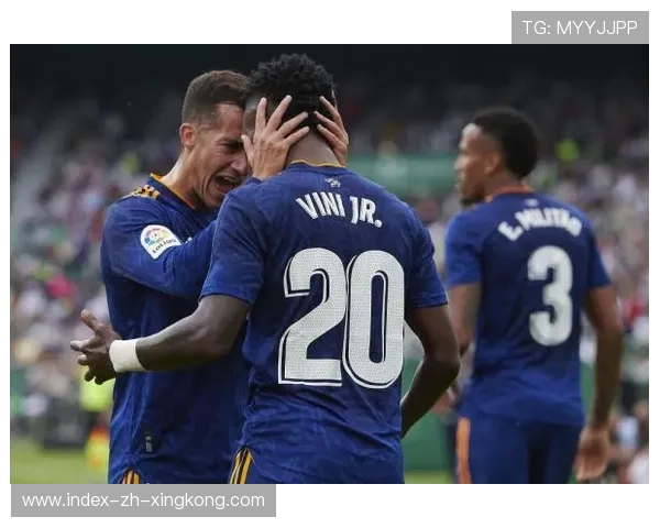 维尼修斯转会消息引发轰动，沙特联巨额报价备受关注